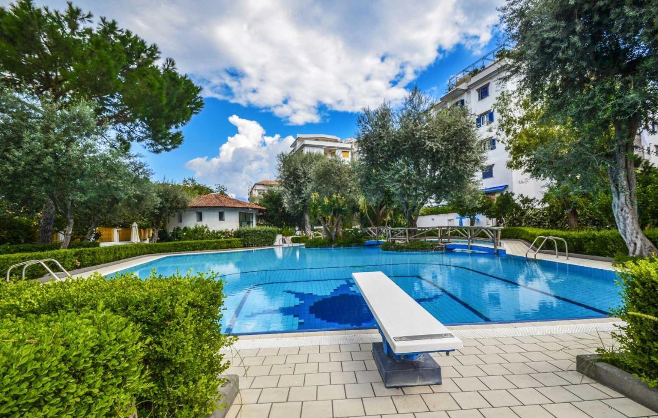 Short-Lets D33, Part Of The House Is Available For Short-Term Rentals In Sorrento Center Extérieur photo
