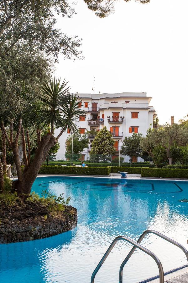 Short-Lets D33, Part Of The House Is Available For Short-Term Rentals In Sorrento Center Extérieur photo
